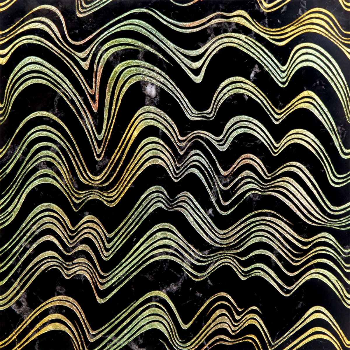 MHAGIA T–NERO MARQUINIA–GOLD